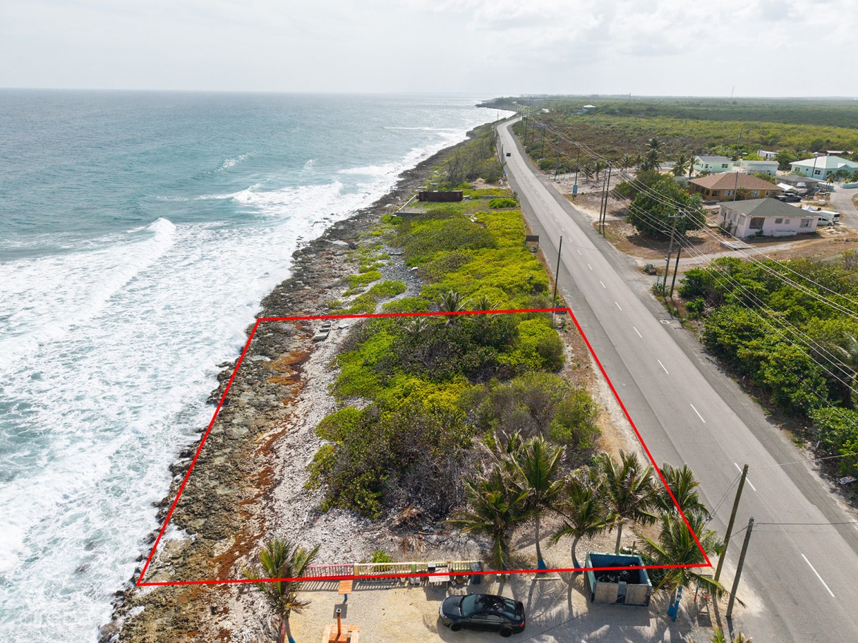 0.45 Acres On Seaview Road - Image 1