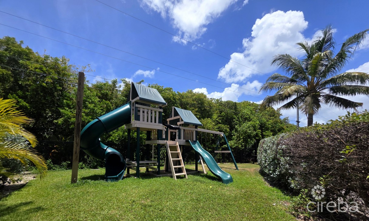 San Sebastian Phase 2 | 4bed/3.5bath | Garden & Pool View - Image 41
