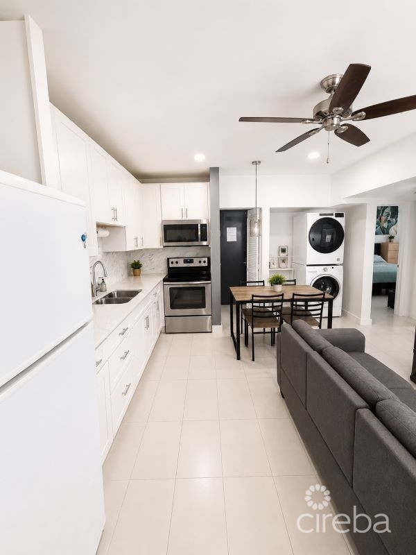 Windsor Lakes Block H, Unit 802 - Image 3
