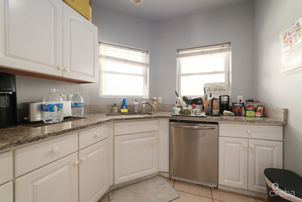 12% Roi - Income-producing Multi-unit Property | Fully Occupied - Cayman Brac - Image 9
