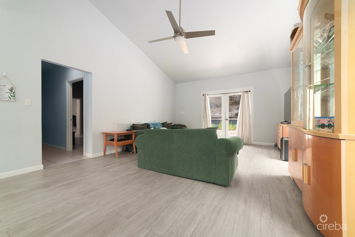 12% Roi - Income-producing Multi-unit Property | Fully Occupied - Cayman Brac - Image 15