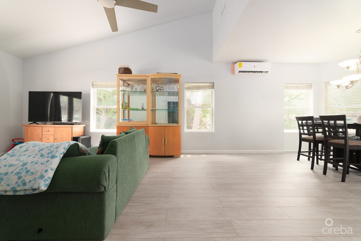 12% Roi - Income-producing Multi-unit Property | Fully Occupied - Cayman Brac - Image 16
