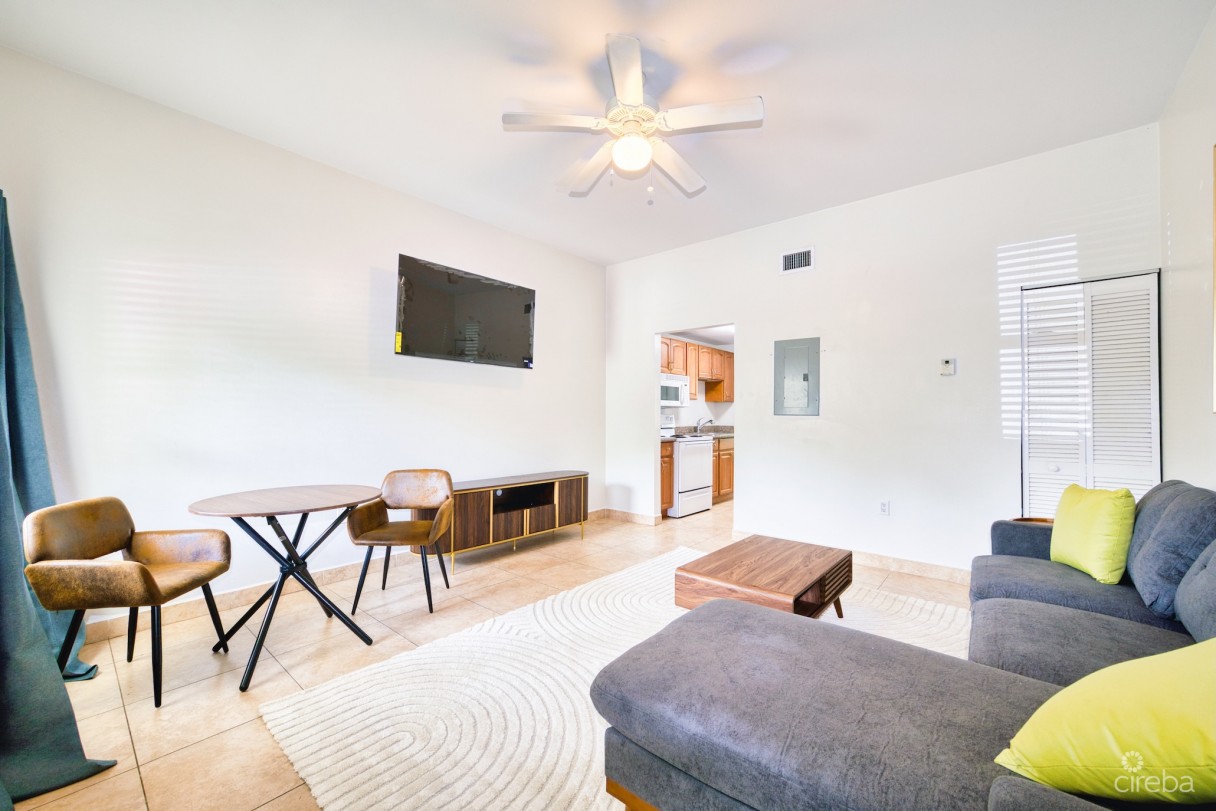 Executive Suites - 1 Bed Apartment - Georgetown - Unit 20 - Image 1