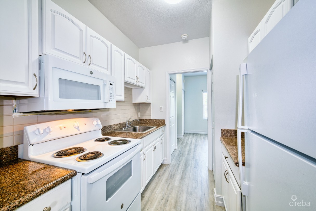 Executive Suites - 2 Bed Apartment - Georgetown - Unit 30 - Image 3