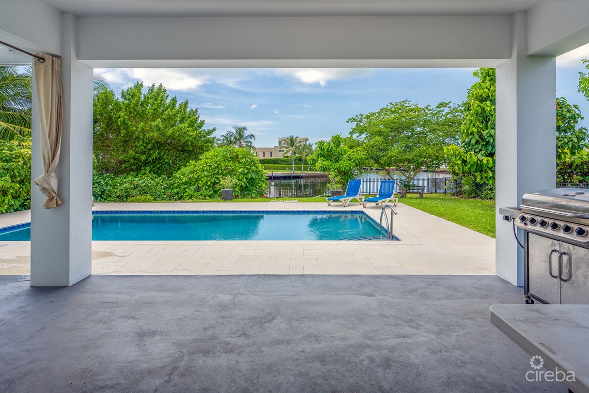 Bimini Dr - Executive Canal Front Home In Grand Harbour - Image 2