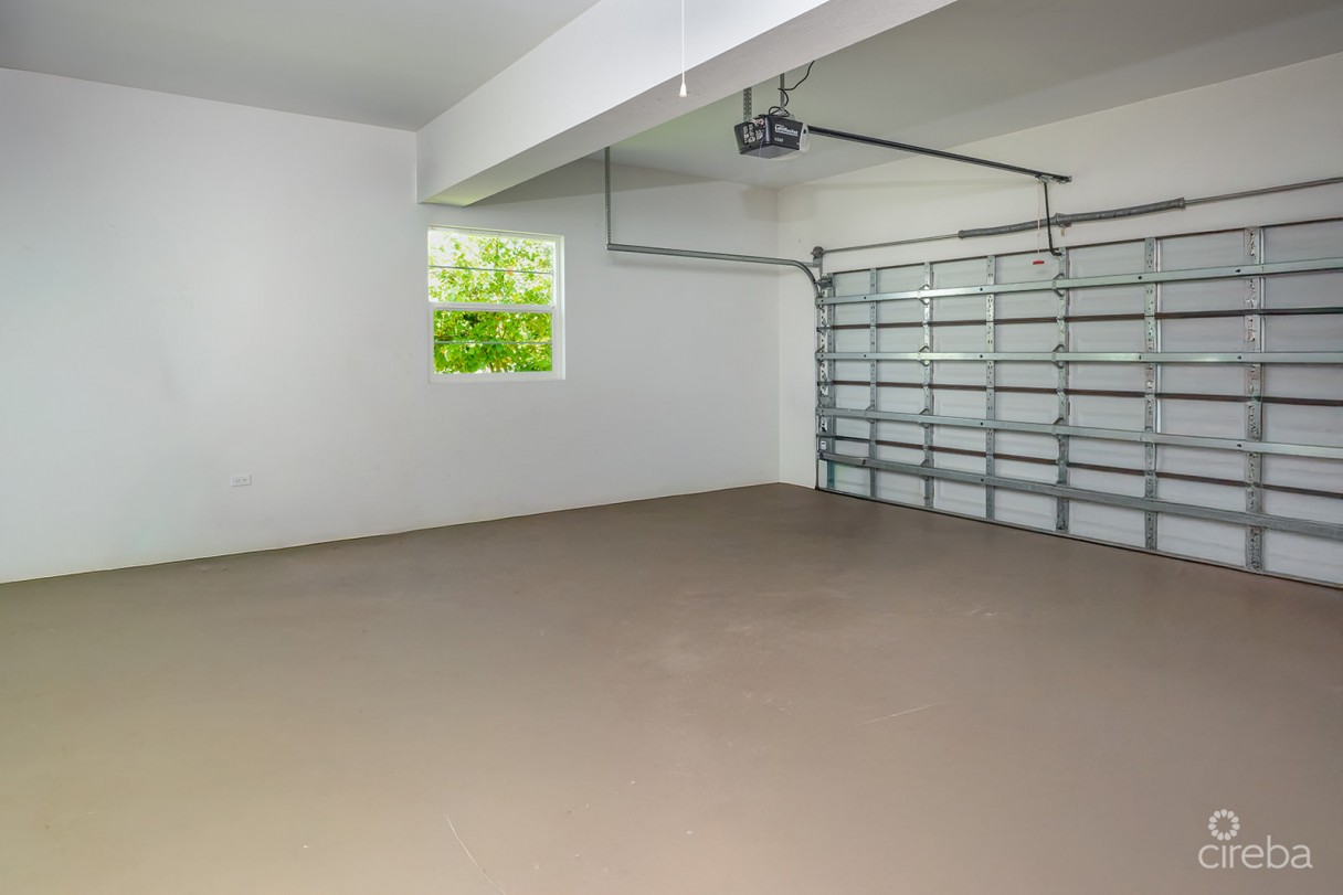 Bimini Dr - Executive Canal Front Home In Grand Harbour - Image 12