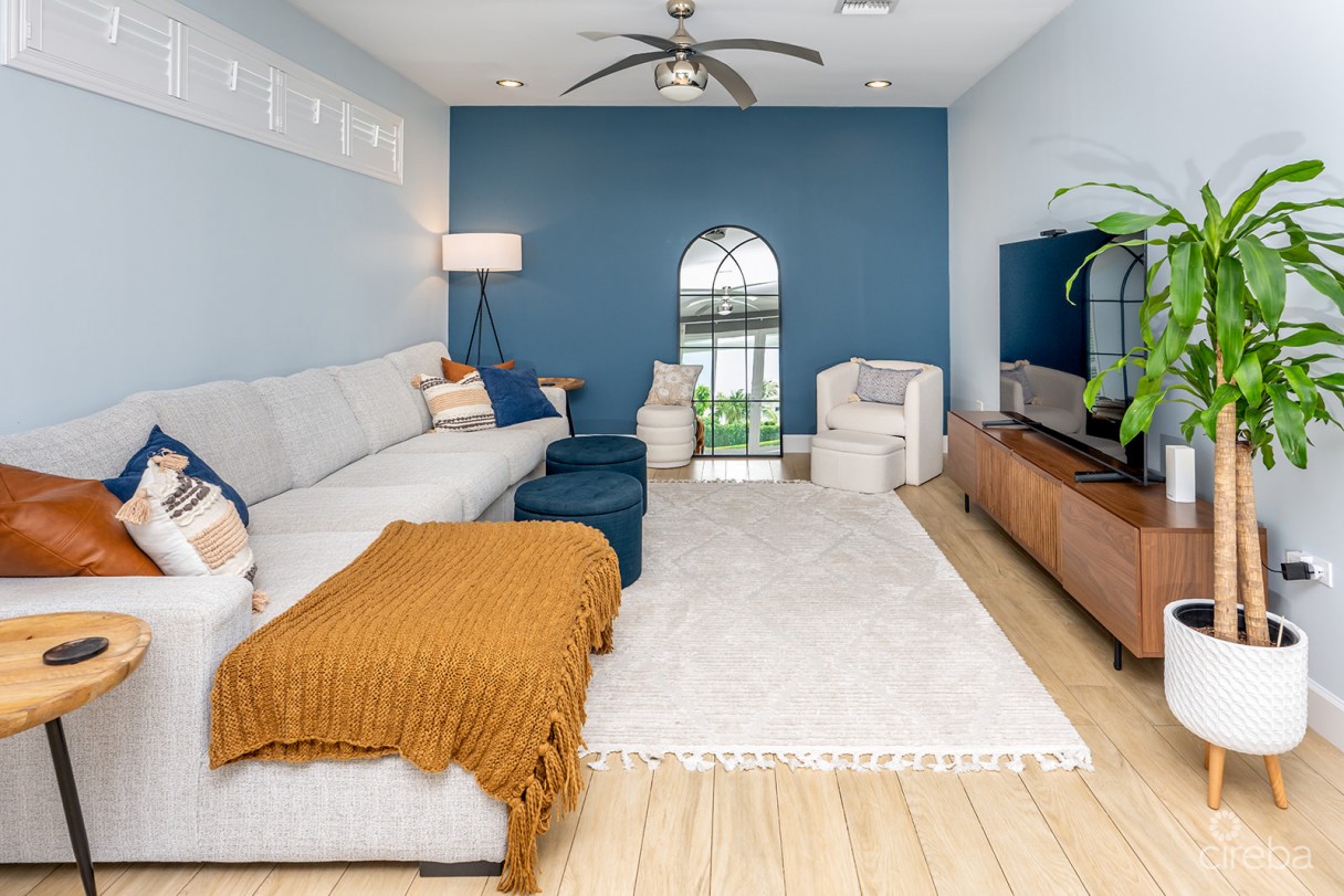 Bimini Dr - Executive Canal Front Home In Grand Harbour - Image 13