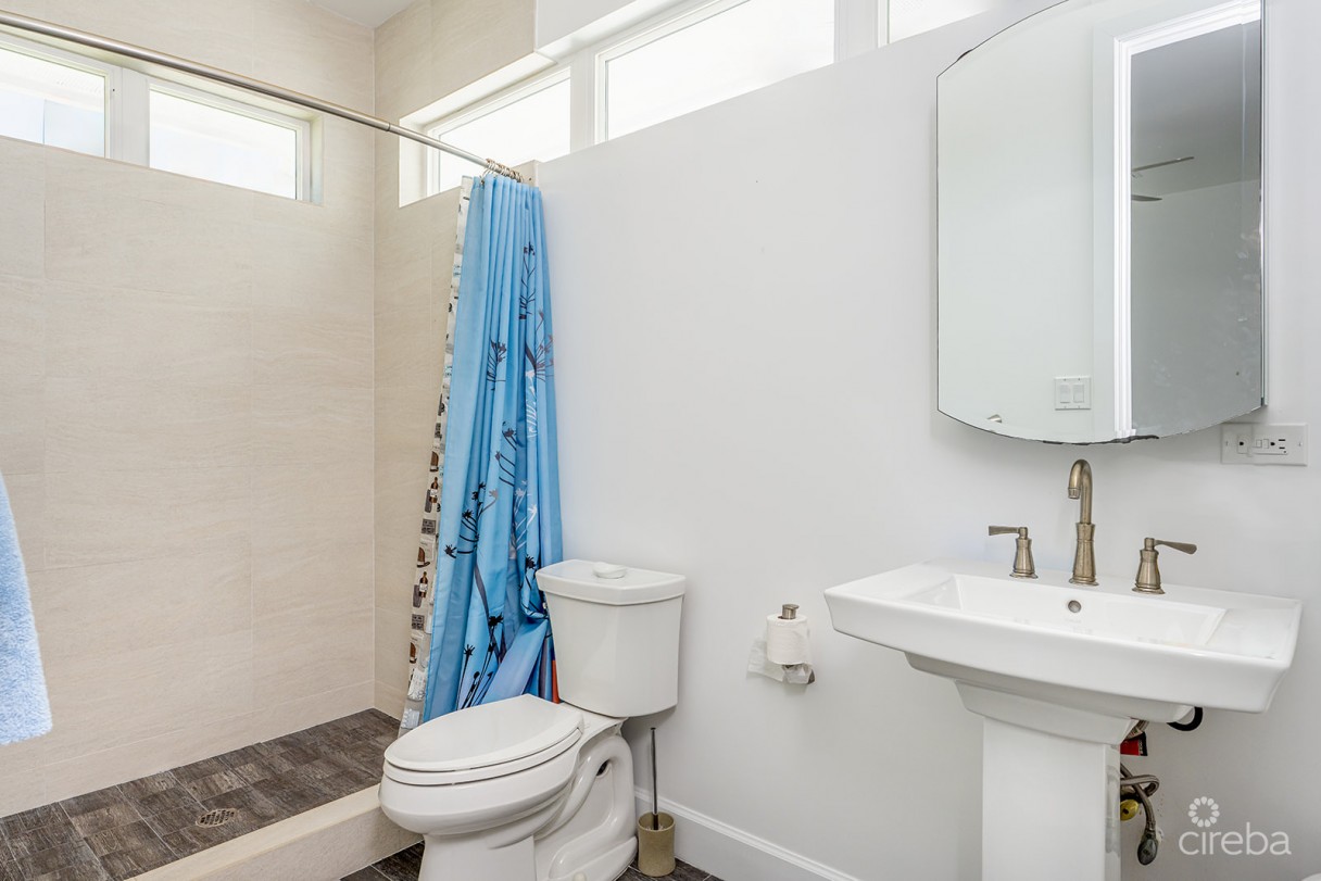 Bimini Dr - Executive Canal Front Home In Grand Harbour - Image 21