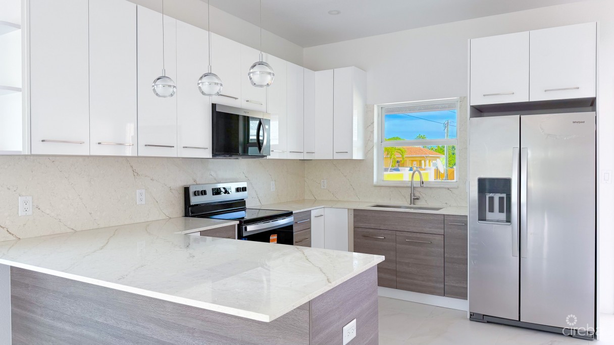 Brand New Serenity Retreat 2 Bedroom Townhouse - Image 4