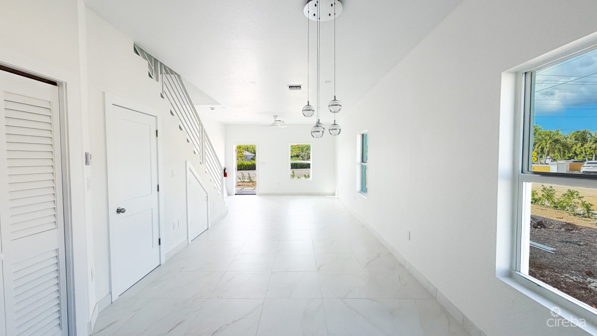 Brand New Serenity Retreat 2 Bedroom Townhouse - Image 5