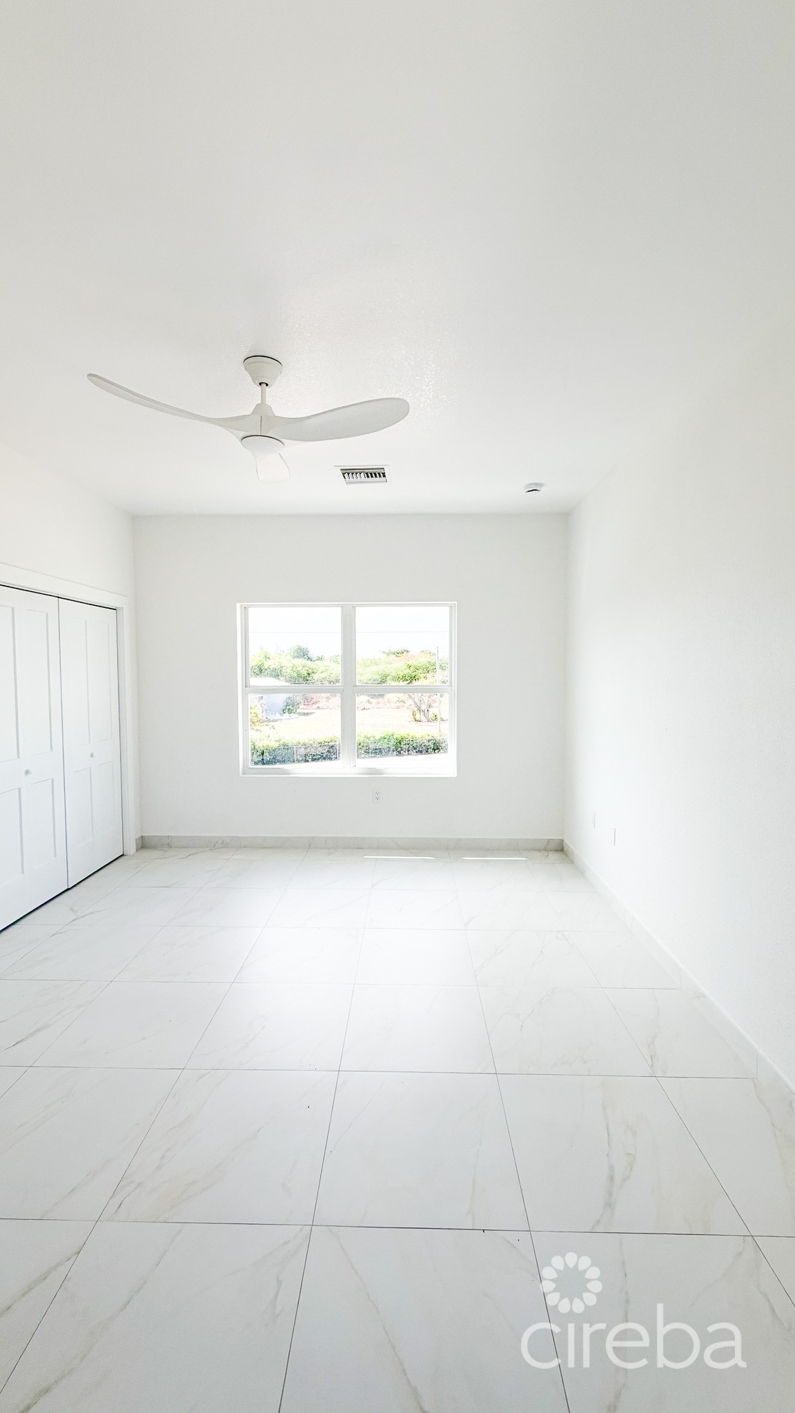 Brand New Serenity Retreat 2 Bedroom Townhouse - Image 8