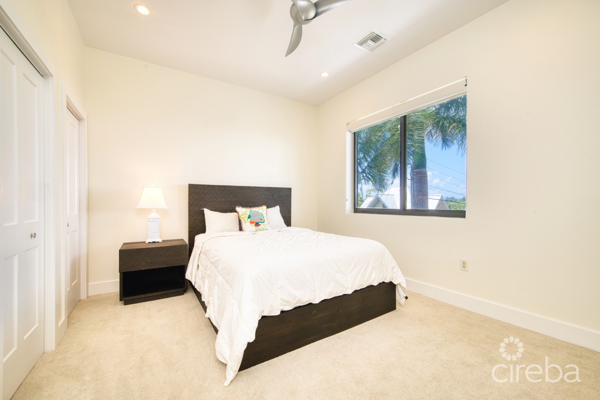 Large Seahaven 2 Bed With Pool - Oceanview And Canal Front - Image 14
