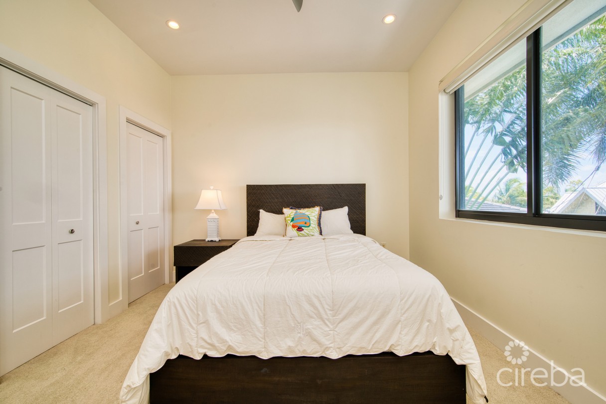 Large Seahaven 2 Bed With Pool - Oceanview And Canal Front - Image 15