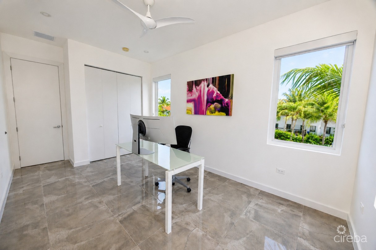 Twenty40 #16 Luxury Canalfront End Unit Townhome - Image 11