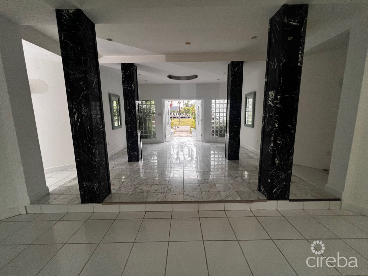 Canal Point - Canal Front Residence - Image 1