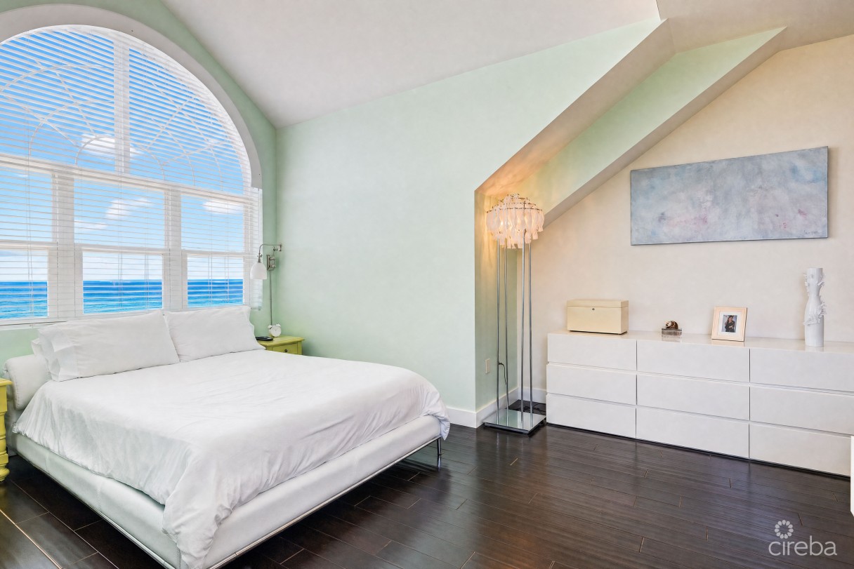 Coconut Bay 121 Ocean Front Residence - Image 21