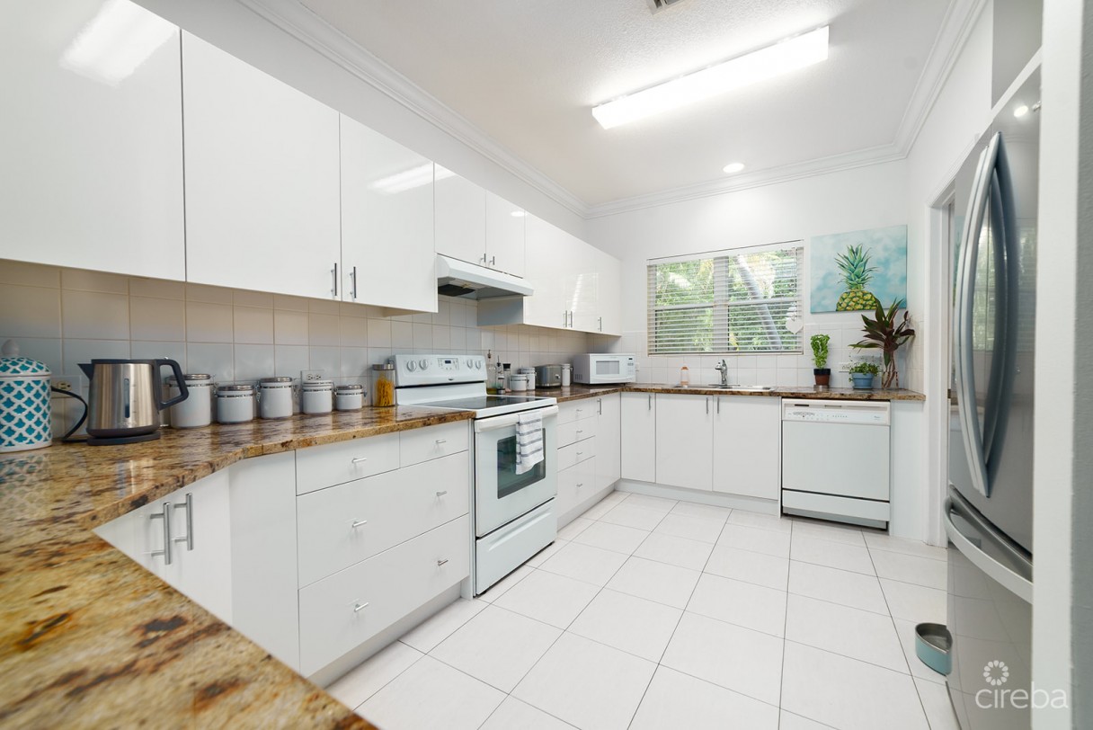 Grand Palms | Ground Floor 2-bed In South Sound - Image 2