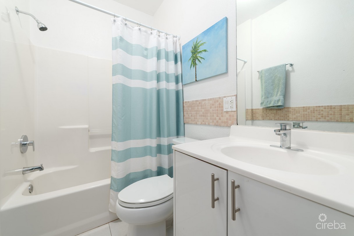 Grand Palms | Ground Floor 2-bed In South Sound - Image 7