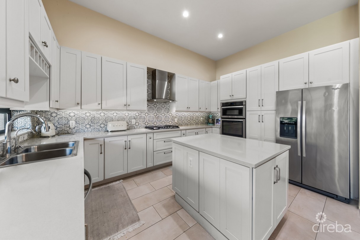 Vela #54, South Sound - Phase 1 - Ocean Views - Image 10