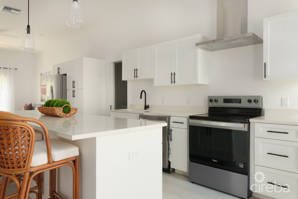 Woodridge - Redbay! Fully Furnished And Vendor Pays Stamp Duty - Image 1