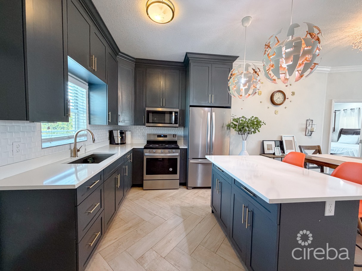 Lower Valley 3 Bed, 2 Bath Family Home - Image 1