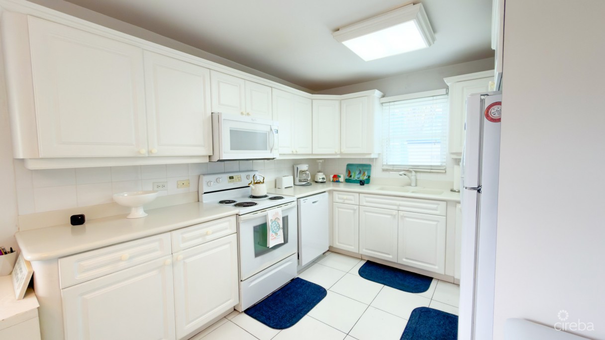 Cayman Reef 3 Bed Seven Mile Beach - Image 4