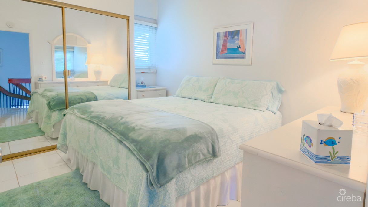 Cayman Reef 3 Bed Seven Mile Beach - Image 7