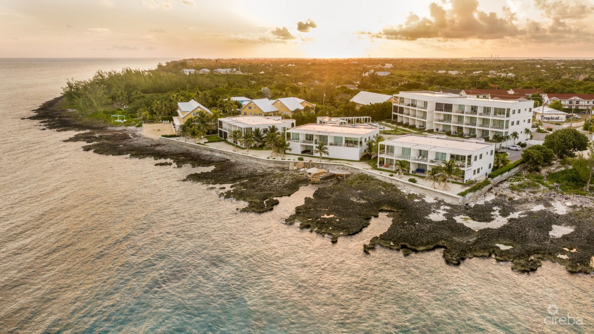 21 Sunset Point - Top Floor Unit - Amazing Views!!! - Image 1