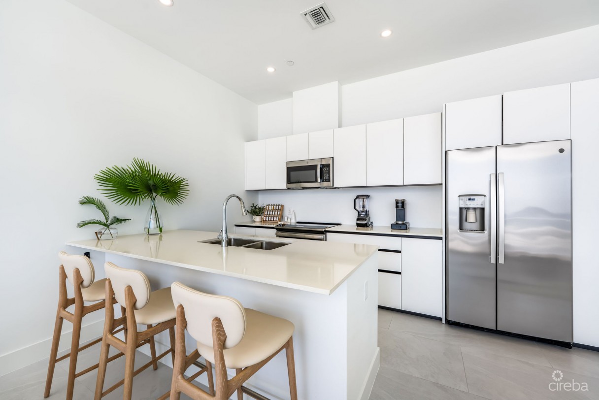 21 Sunset Point - Top Floor Unit - Amazing Views!!! - Image 14