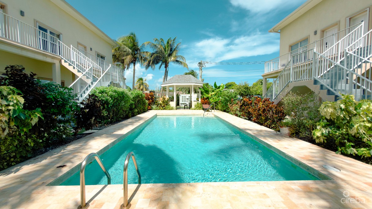 Emerald Isle 2 Bedroom Townhouse - Image 16