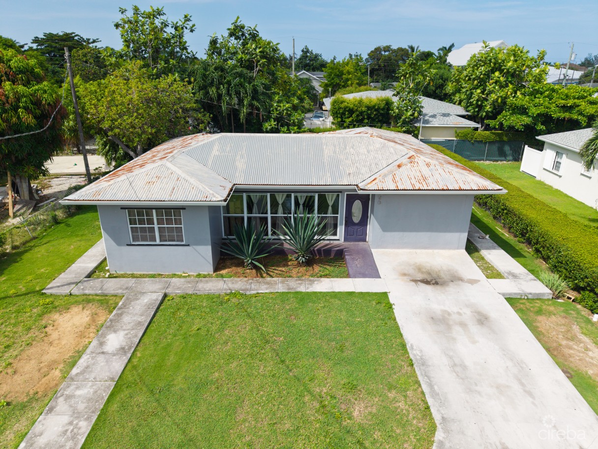 Dorset Lane 3 Bed Home - Zoned Neighborhood Commercial