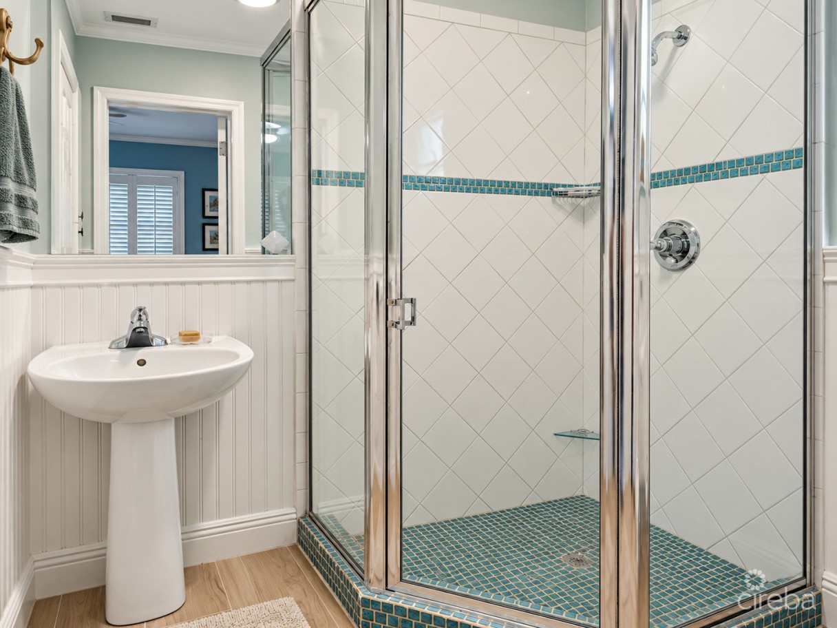 South Sound Cottage - Image 12
