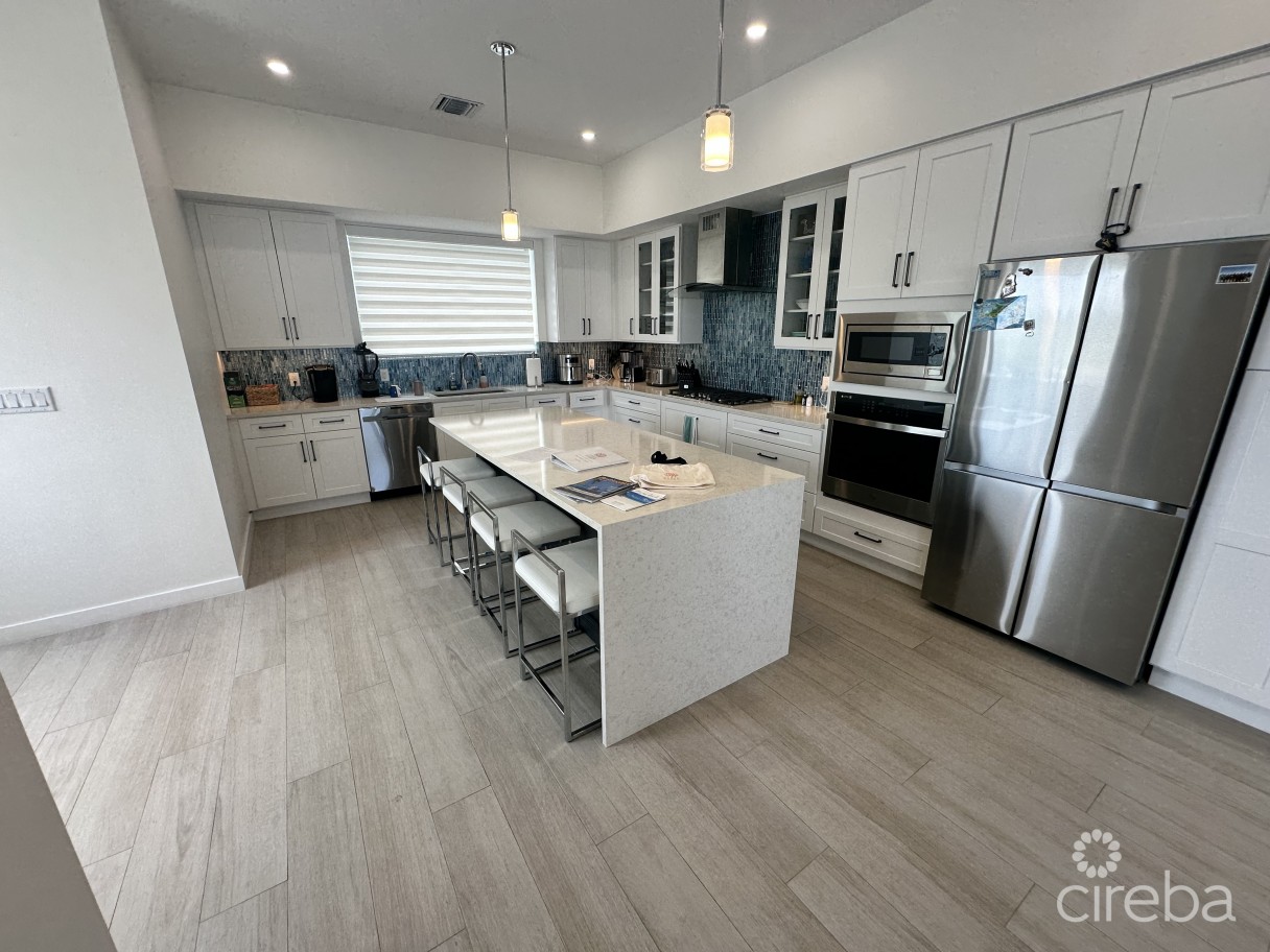 Seahaven Oceanfront 3 Bed - Image 3