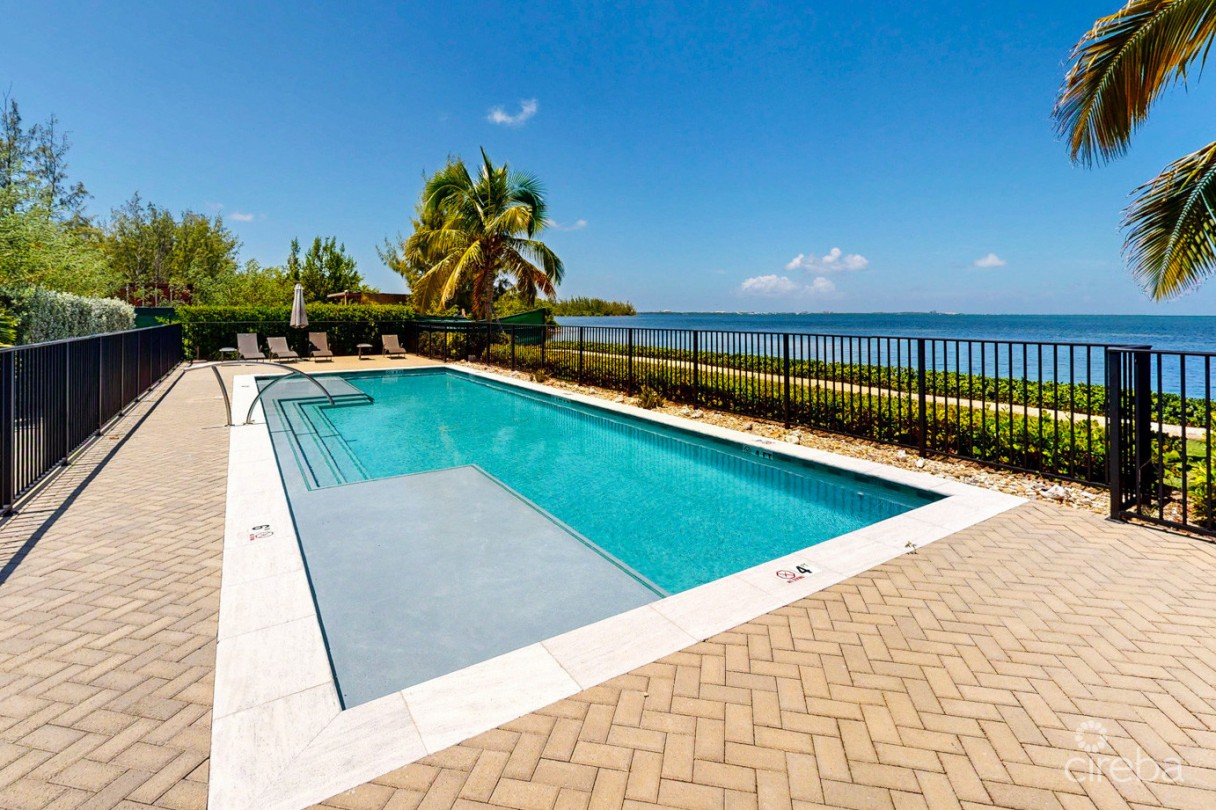 Seahaven Oceanfront 3 Bed - Image 11