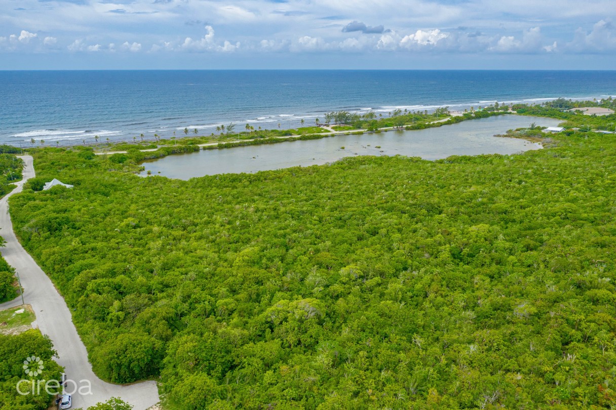 Alexander Grove Subdivision - Cayman Brac - Lot 3 - Image 4