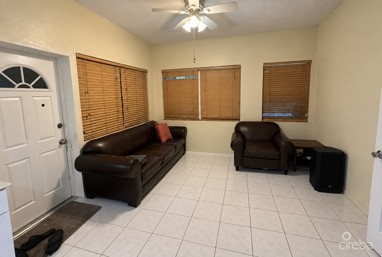 Pepi Street Duplex (with Dock) - Image 3