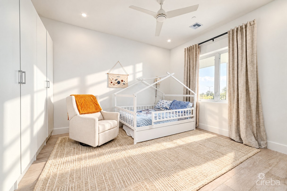 Aura  Oceanview Three Bed Townhome With Den - Image 9