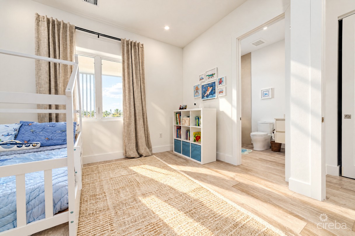 Aura  Oceanview Three Bed Townhome With Den - Image 10