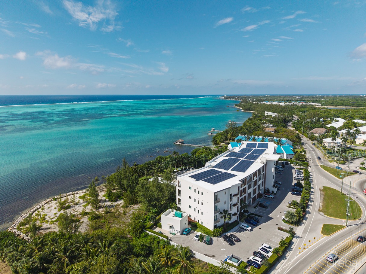 Aura  Oceanview Three Bed Townhome With Den - Image 26