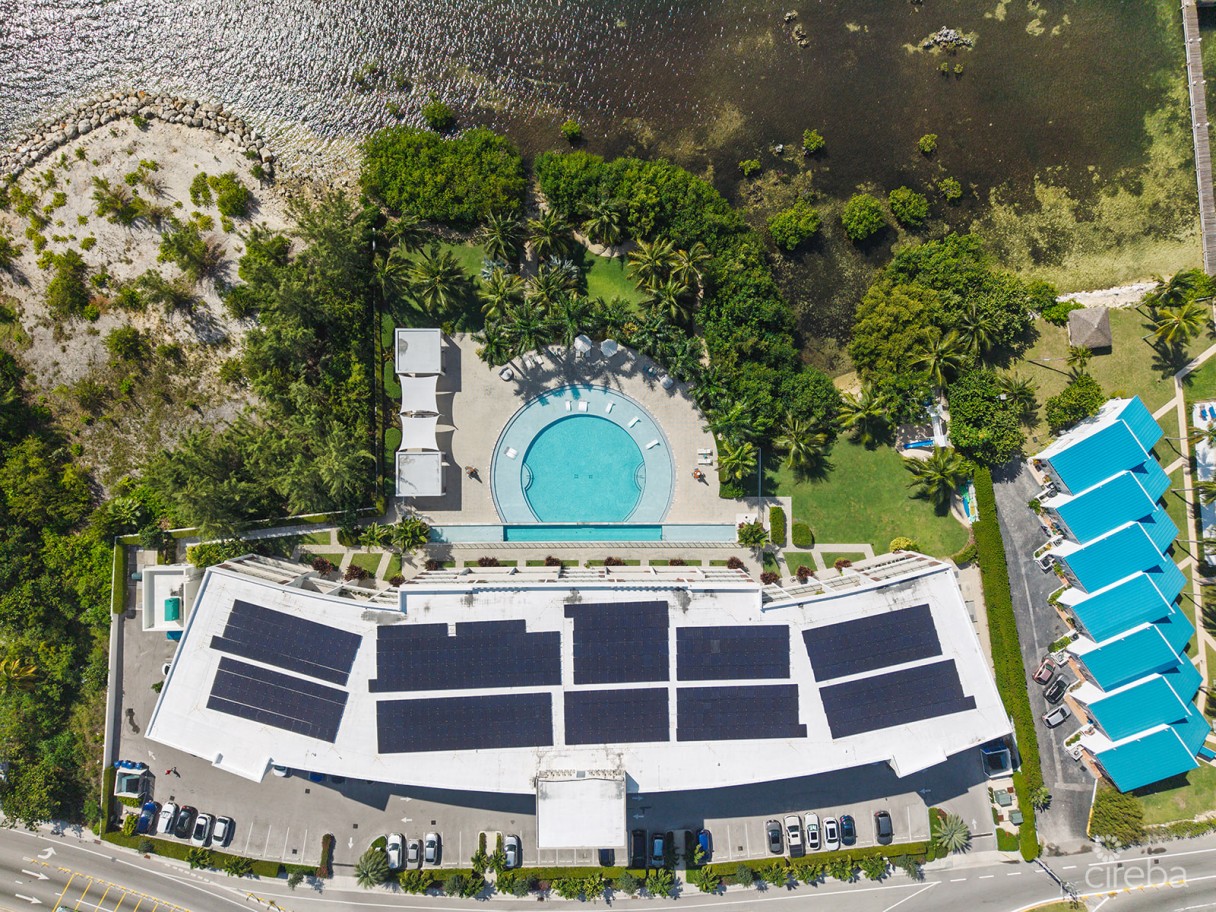 Aura  Oceanview Three Bed Townhome With Den - Image 25