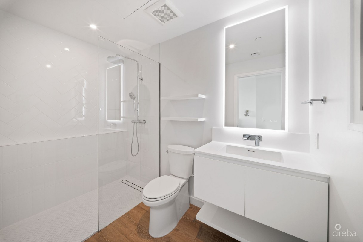 One | Gt Residences - Unit 917 - Image 4