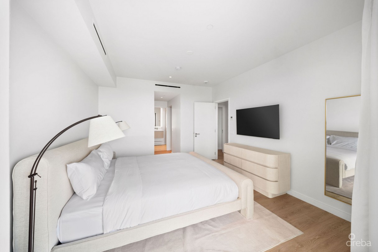 One | Gt Residences - Unit 914 - Image 9
