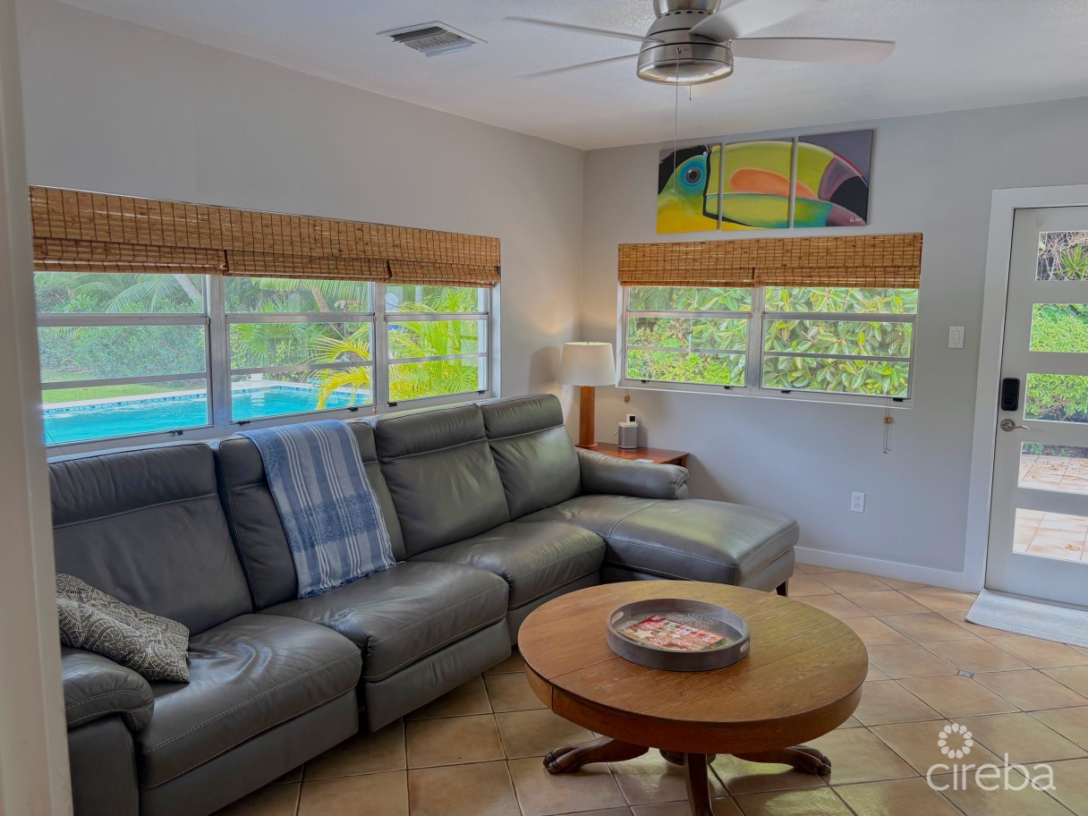Rare Double-lot Oasis Bungalow  With Pool In Snug Harbour - Image 8