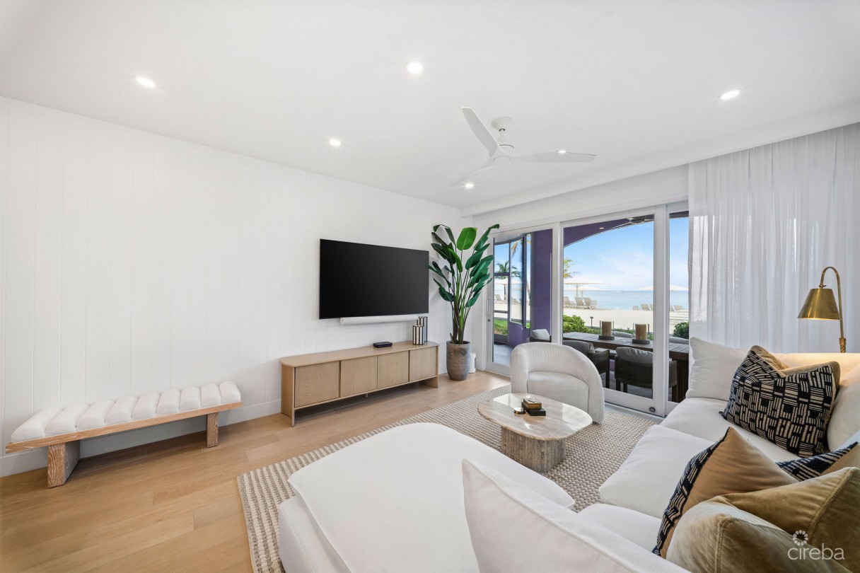 Avalon 9, Exquisite Beachfront Condo - Image 3