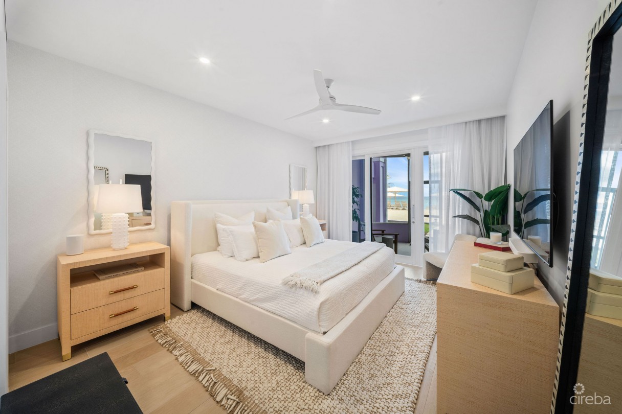 Avalon 9, Exquisite Beachfront Condo - Image 7