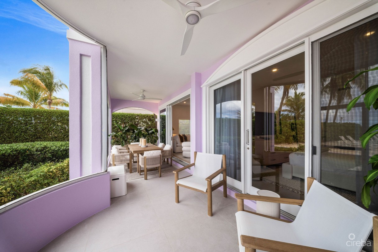 Avalon 9, Exquisite Beachfront Condo - Image 8