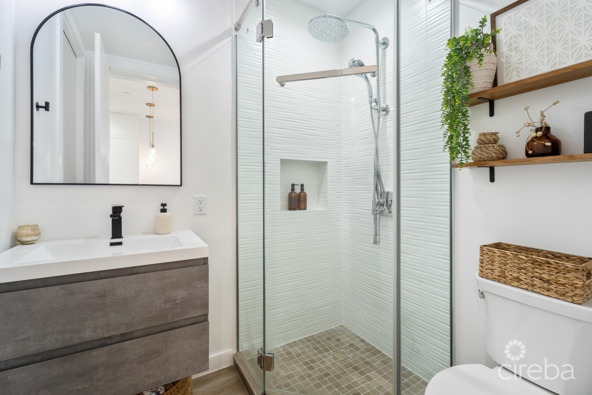Allure 7, 2 Bed Townhome - Image 15
