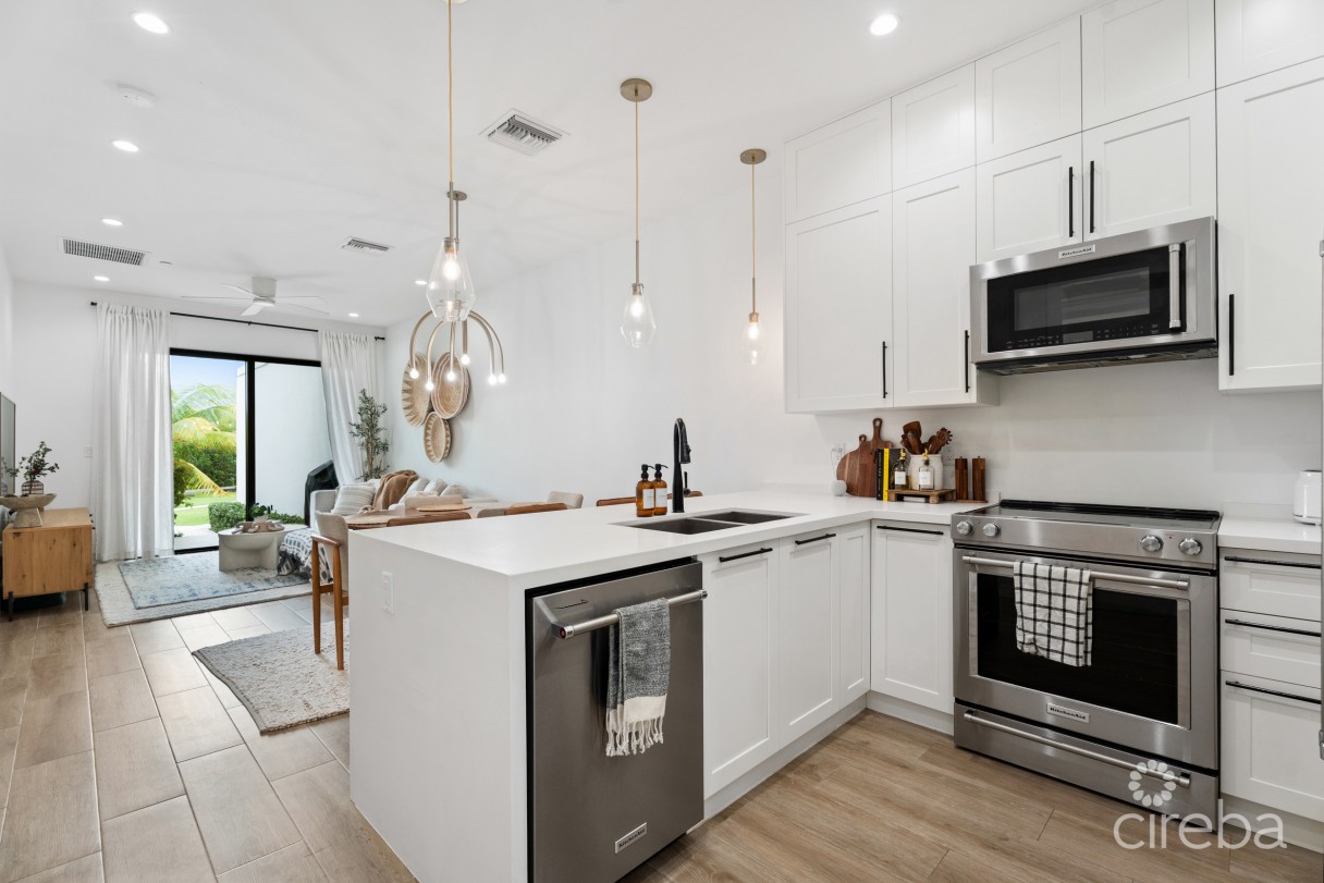Allure 7, 2 Bed Townhome - Image 3