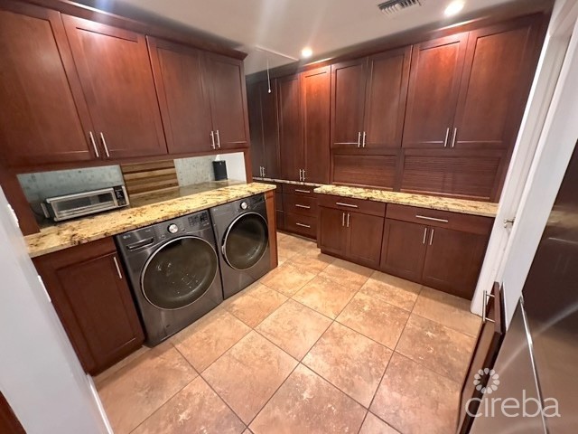 Rare Double-lot Oasis Bungalow  With Pool In Snug Harbour - Image 6
