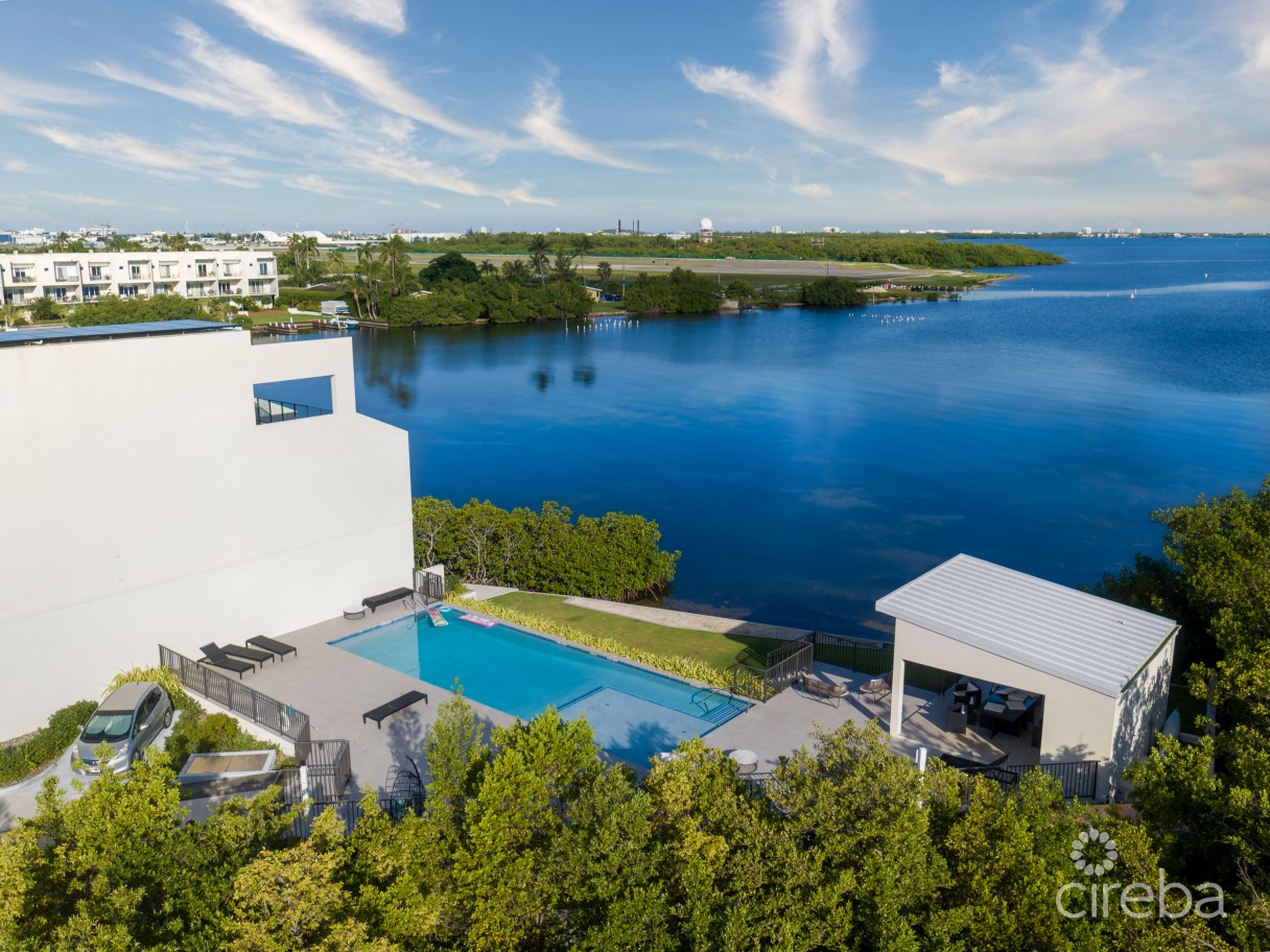 Allure 7, 2 Bed Townhome - Image 20